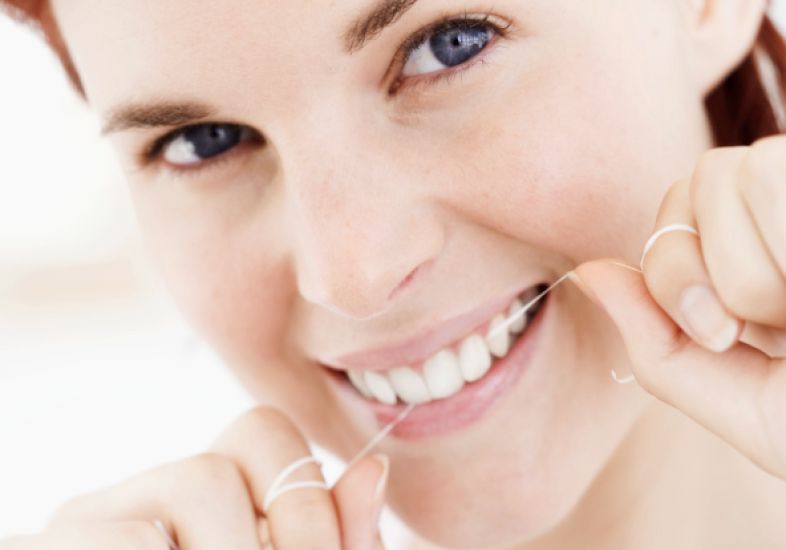 Fio dental, obrigatório na gravidez
