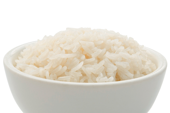 Forma mais comum de cozinhar arroz pode trazer risco à sua saúde
