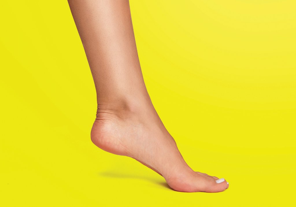 Cuidados essenciais para manter os pés saudáveis no carnaval