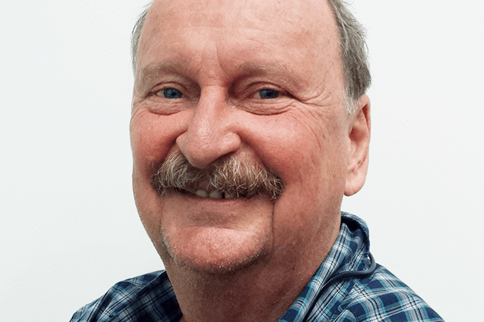 Este homem é o maior inimigo de homeopatia, acupuntura e companhia