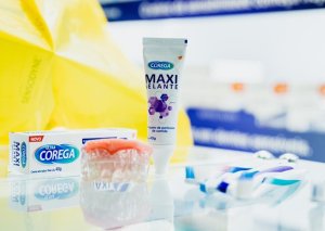 Corega Maxi Selante Corega Maxi Selante