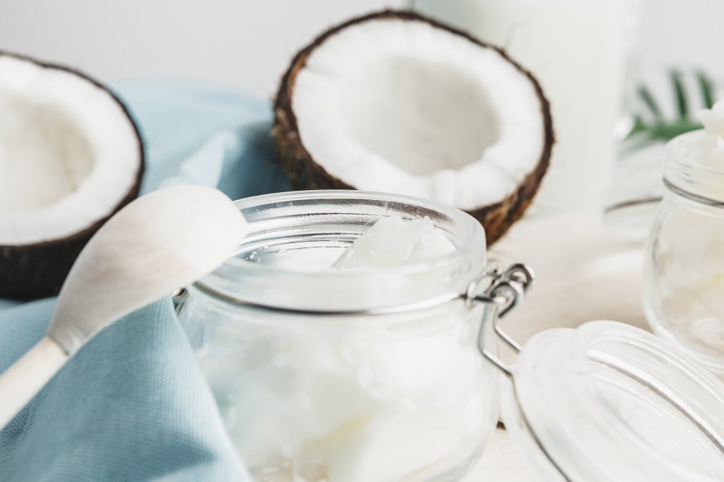 Óleo de coco: 5 benefícios que você precisa conhecer!