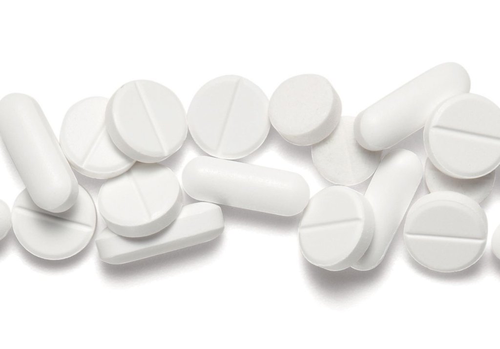 Estudo mostra que a azitromicina não é eficaz em casos graves da Covid-19