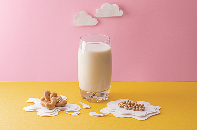 Enquete: você prefere tomar leite de vaca ou bebida de origem vegetal?