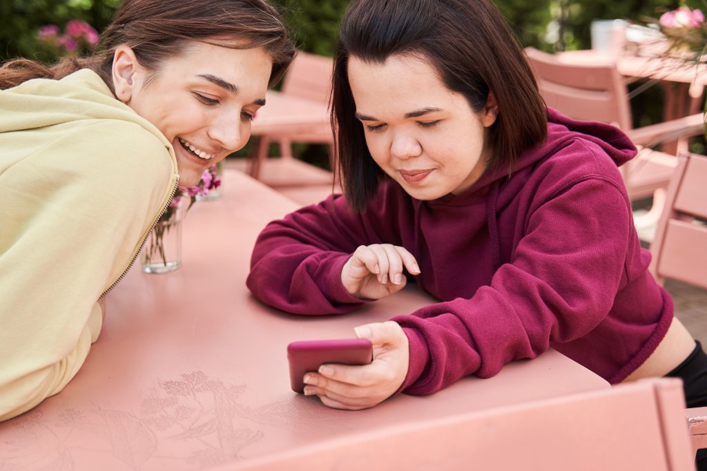 Quando o bullying vira um problema de saúde: o impacto silencioso nas pessoas com doenças raras