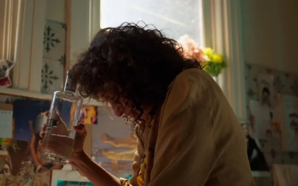 Retratado em novela no ar, alcoolismo também ameaça mulheres