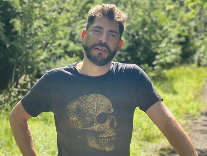 Com doença de Crohn, Evaristo Costa perdeu 22 kg. Por que isso ocorre?