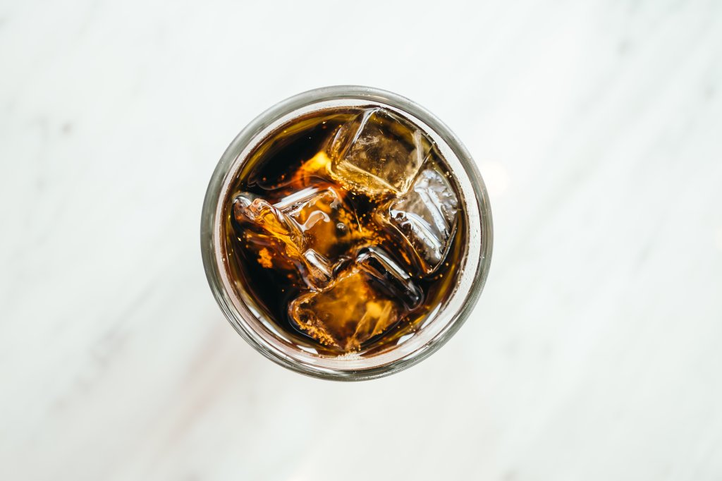 Aspartame faz mal? 8 perguntas para entender o adoçante