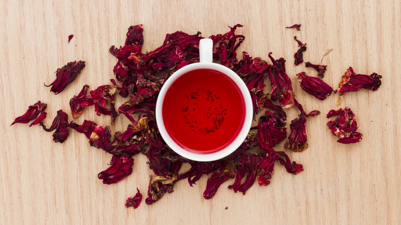 cha-de-hibisco-emagrece-beneficios