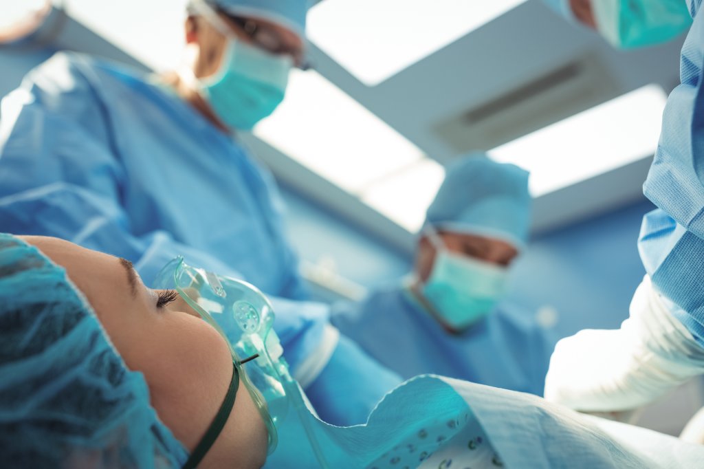 Embolia amniótica: saiba o que é essa complicação no parto