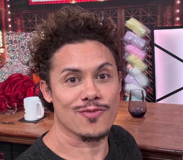 Silvero Pereira revela ter doença que causa 400 mortes por dia no Brasil