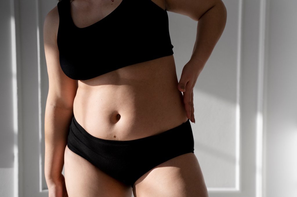 Como limpar seu umbigo – e por que você provavelmente está fazendo errado