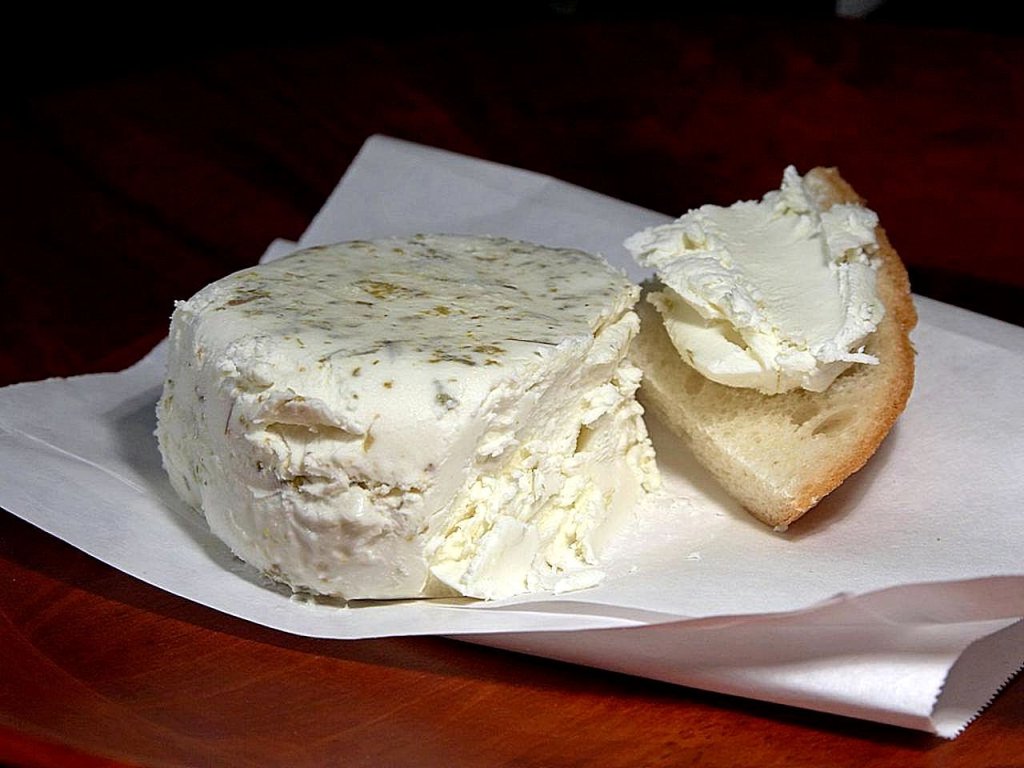 Queijo de cabra tem menos lactose e gordura e é mais fácil de digerir