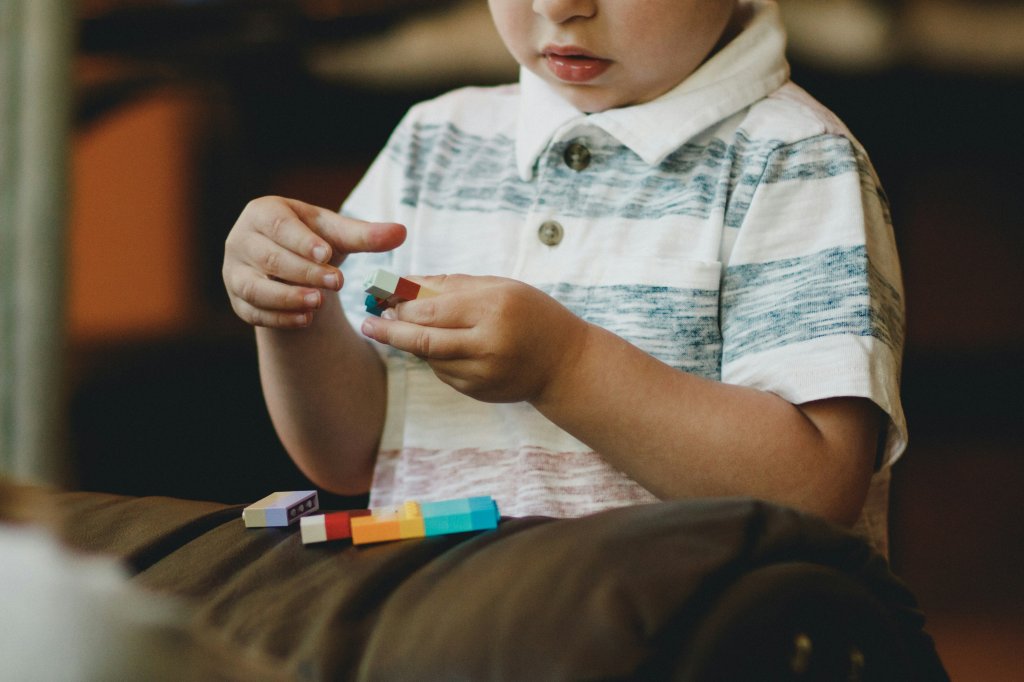 Nova diretriz para tratamento e diagnóstico de autismo: confira o que mudou