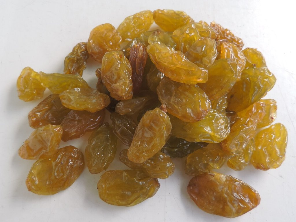 Uva passa branca: quais são seus benefícios e como consumir