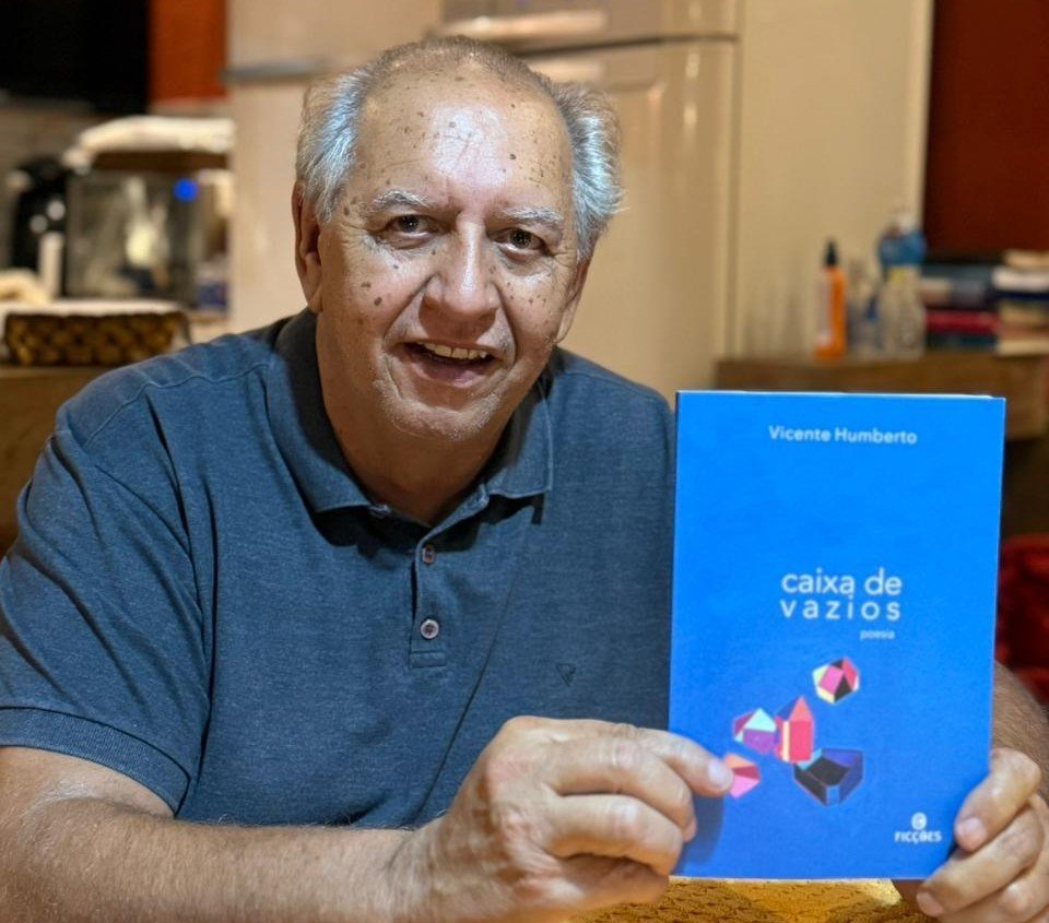 Poesia como terapia: a escrita como caminho de saúde mental na maturidade