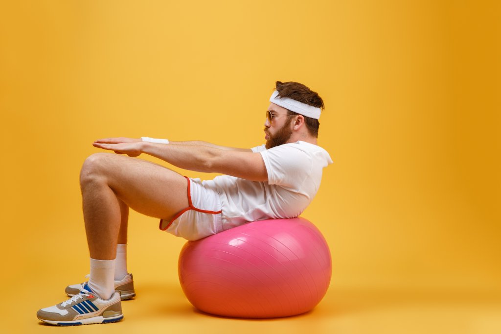 abdominais-com-bola abdominais-com-bola