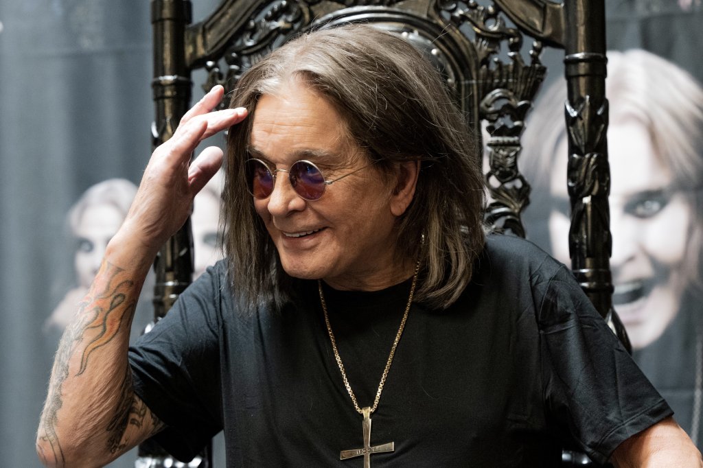Morre Ozzy Osbourne: relembre histórico de saúde do pai do heavy metal