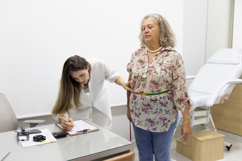 Como evitar a sarcobesidade, condição que ameaça o envelhecimento saudável