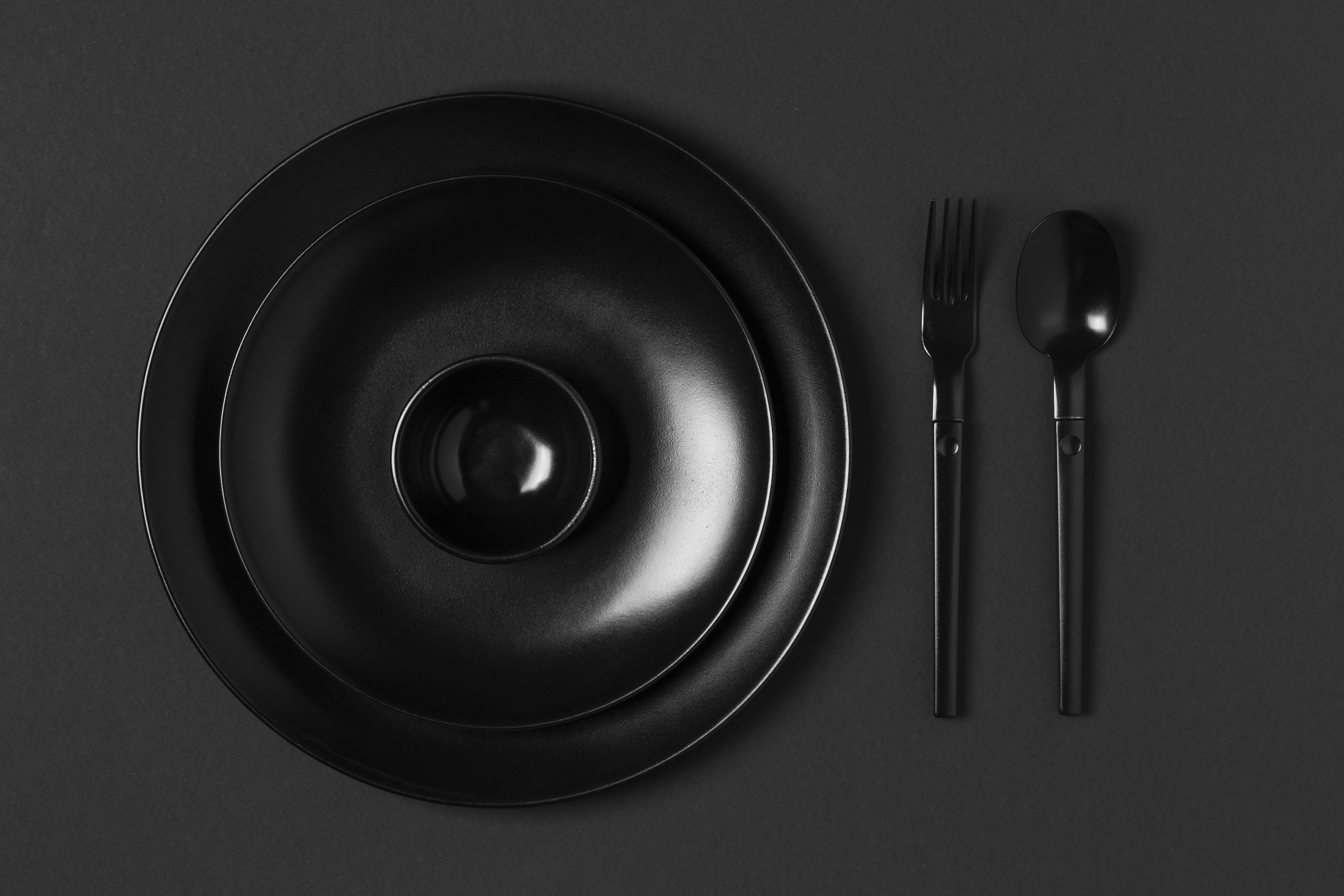 Utensílios de plástico preto causam câncer? Entenda estudo que gerou polêmica
