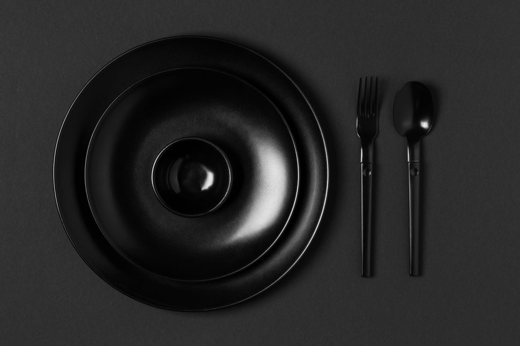 Utensílios de plástico preto causam câncer? Entenda estudo que gerou polêmica