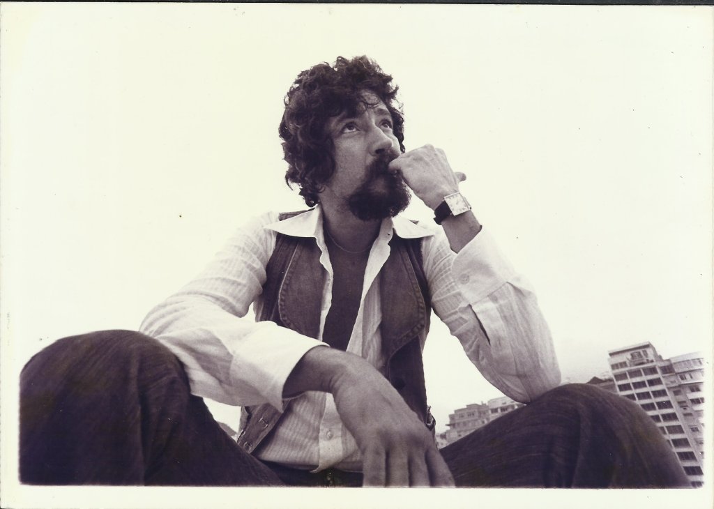 Raul Seixas: “Um gênio aprisionado no corpo de um alcoólatra”