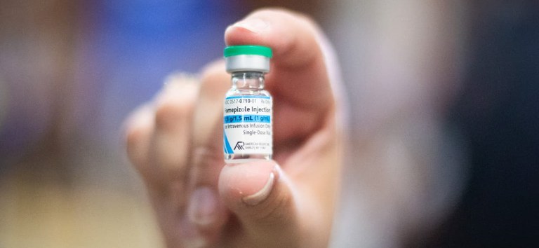 Brasil recebe 2,5 mil doses de antídoto contra o metanol; veja atualizações da crise