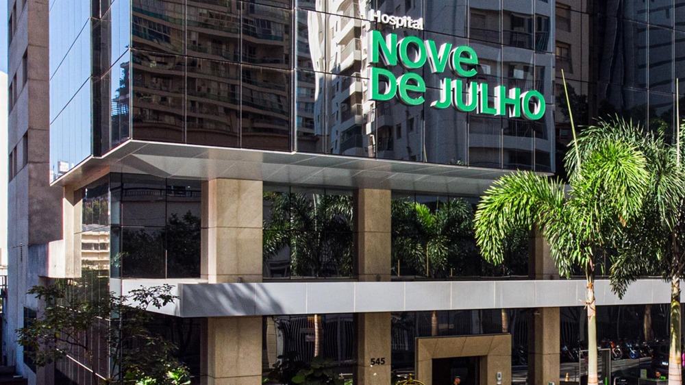 Rede Américas realiza telecirurgia robótica pioneira no Brasil em paciente com câncer de próstata