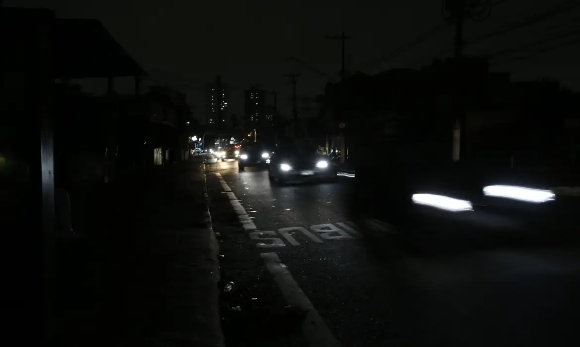 falta_de_luz_sp_03