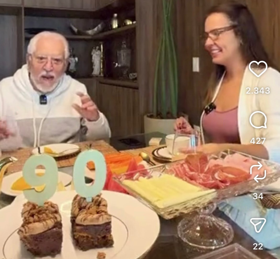 Carlos Alberto de Nóbrega se recupera de pneumonia aos 90 anos; entenda riscos em idosos