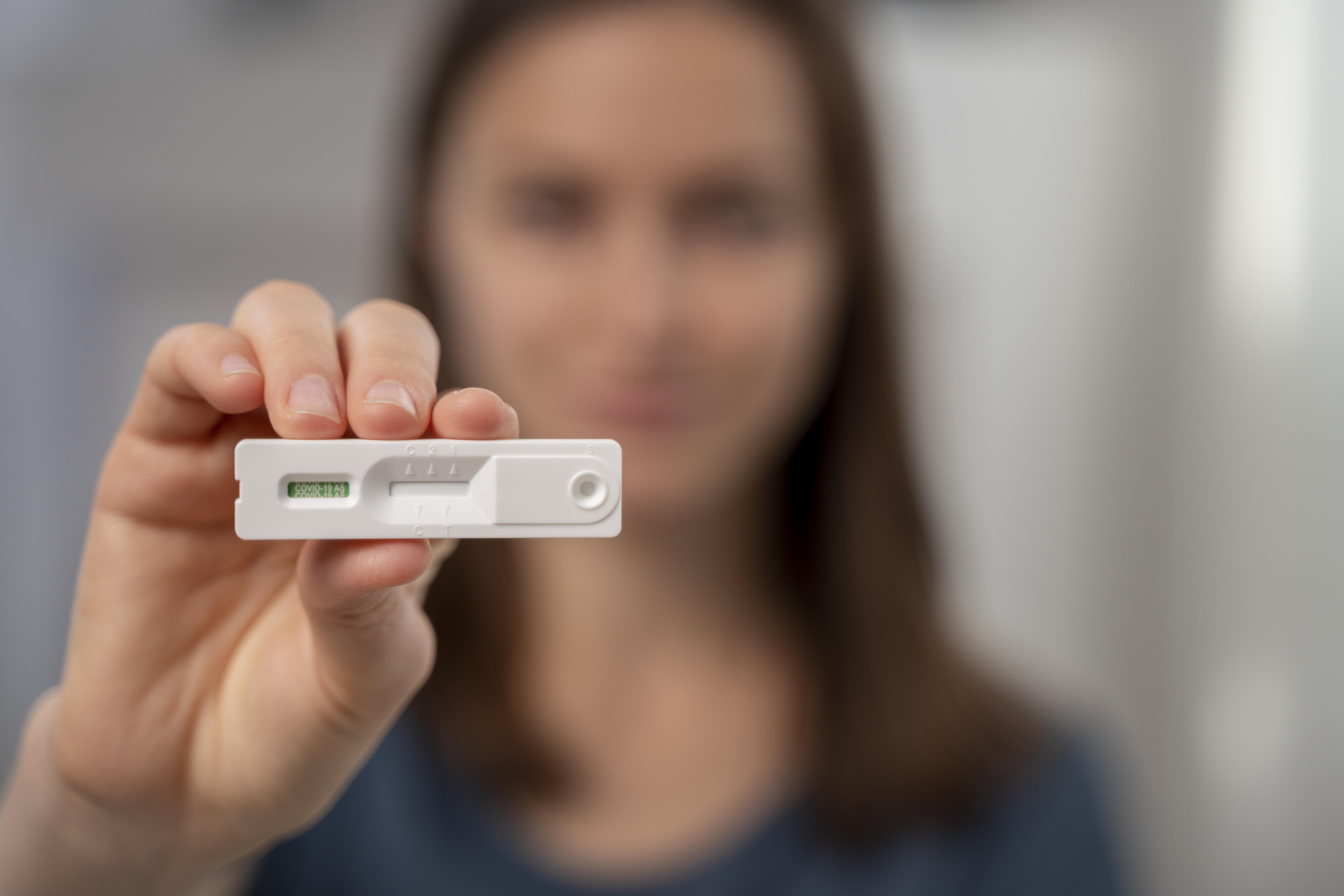 Teste é feito com pequena amostra de sangue.