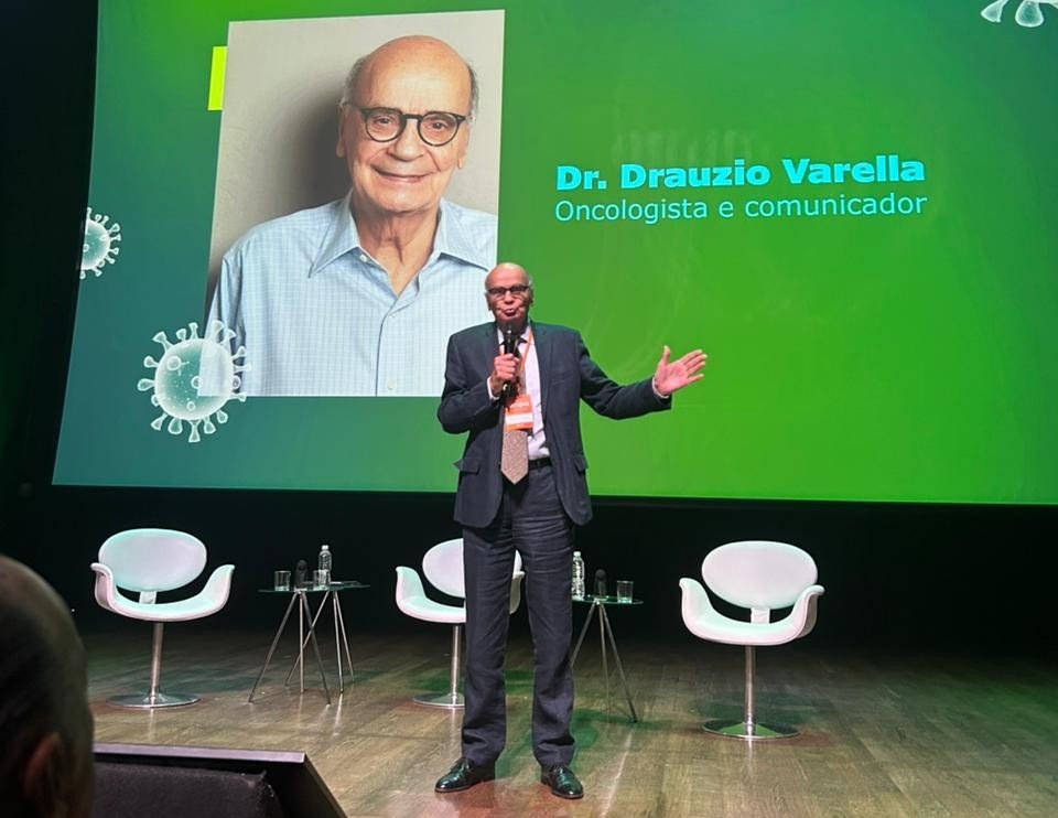 Drauzio Varella: “Deveria ser crime espalhar mentiras sobre vacinas”