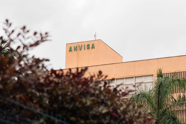 Anvisa intensifica cerco contra canetas emagrecedoras irregulares no Brasil; entenda