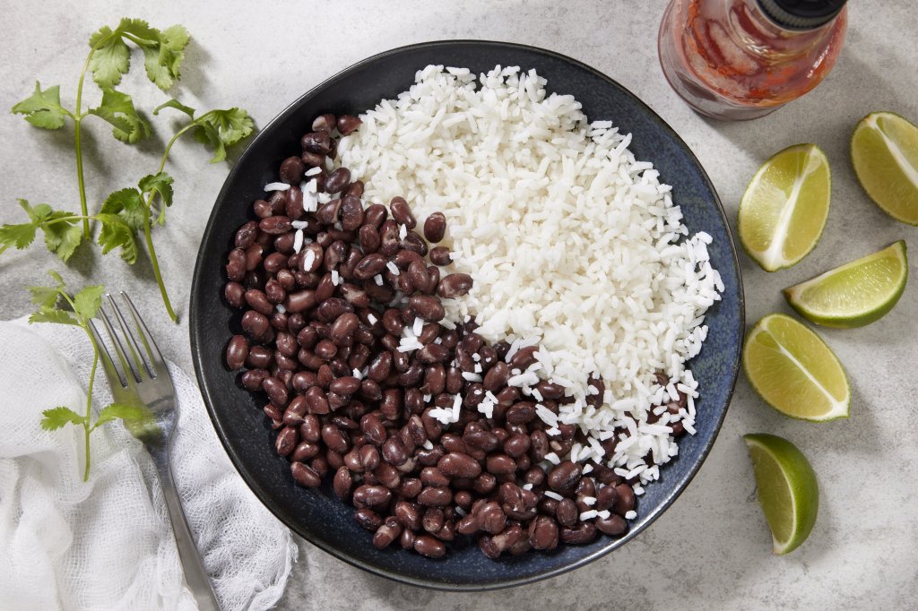 Arroz e feijão: estudo confirma que dupla faz bem à saúde, ao bolso e ao planeta