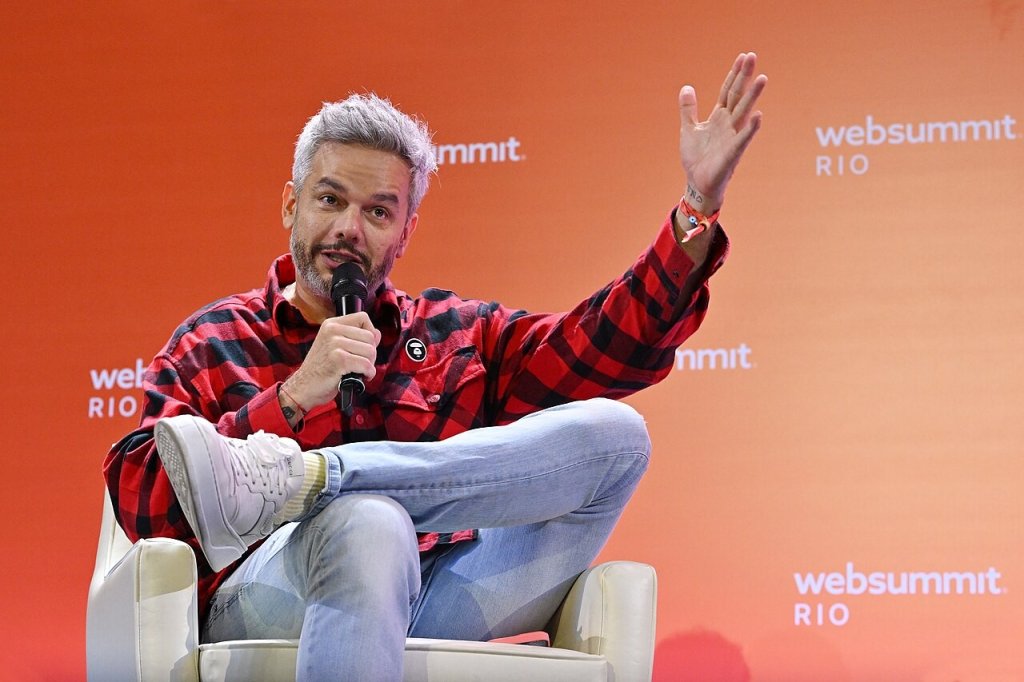 Otaviano Costa relembra aneurisma da aorta torácica e comemora cura