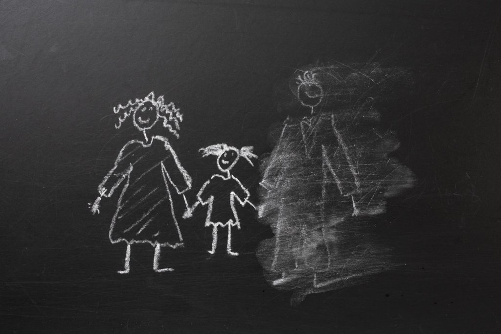 Paternidade e doenças raras: quem fica ao lado da mãe e da criança?